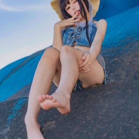 咬一口兔娘ovo 海